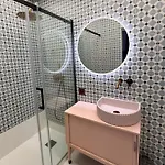 4th Floor Oda ve Kahvaltı 3*