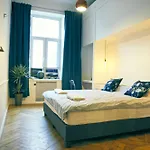 4th Floor Oda ve Kahvaltı