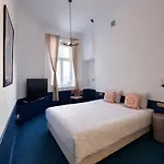Bed & Breakfast 4th Floor Varšava