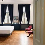4th Floor 3*