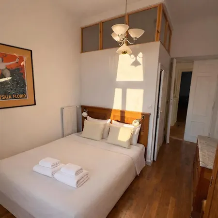 Bed & Breakfast 4th Floor