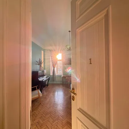 4th Floor Bed & Breakfast Warszawa