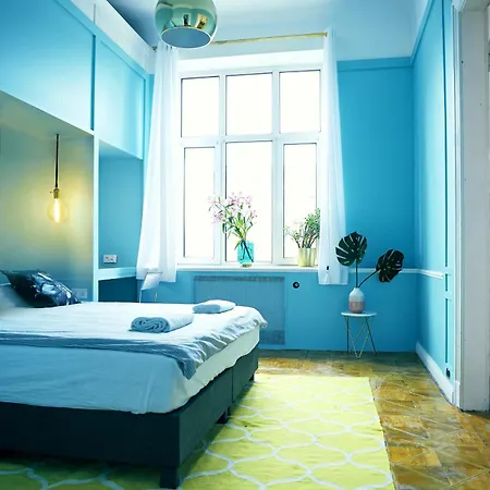 Bed & Breakfast 4th Floor Warszawa