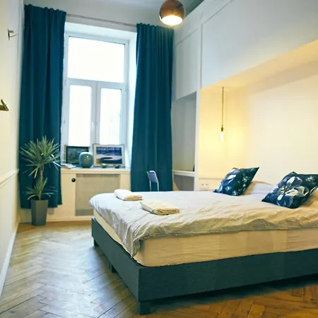 4th Floor Bed & Breakfast