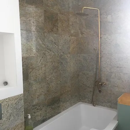 4th Floor Oda ve Kahvaltı