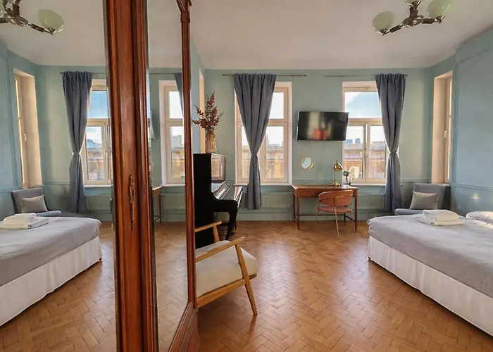 4th Floor Bed & Breakfast