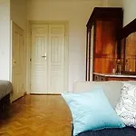 4th Floor Panzió 3*